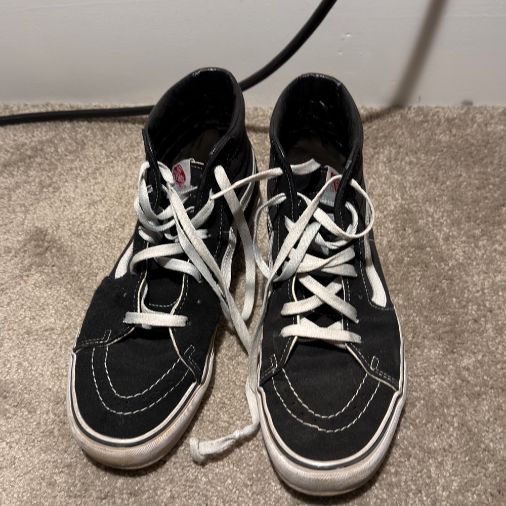 Vans Sk8-Hi Black/White High-Top Sneakers